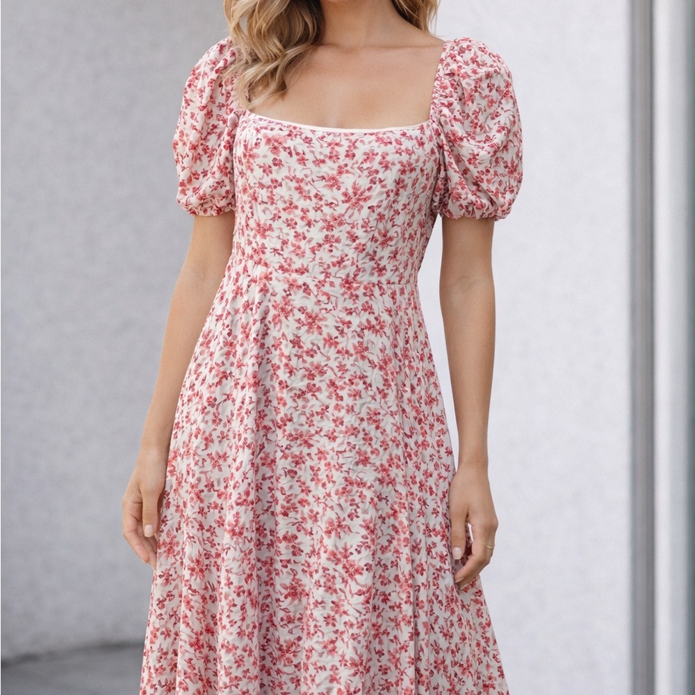 Mi ami for Francesca’s floral midi dress